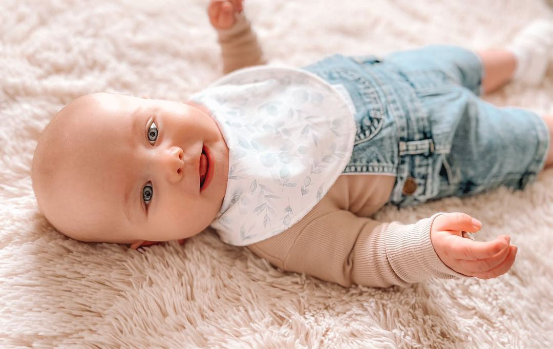 Gender Neutral Sage Gingham Bib - Cute Bandana Style for New Moms and Babies, Baby Shower Gift