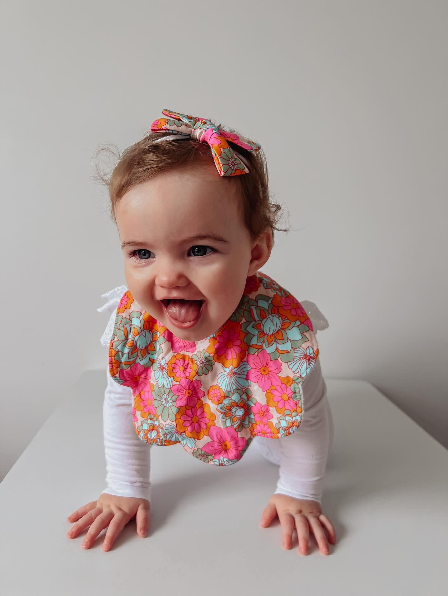 Adorable Baby Girl Bib, Scalloped Style Bib: Calliope