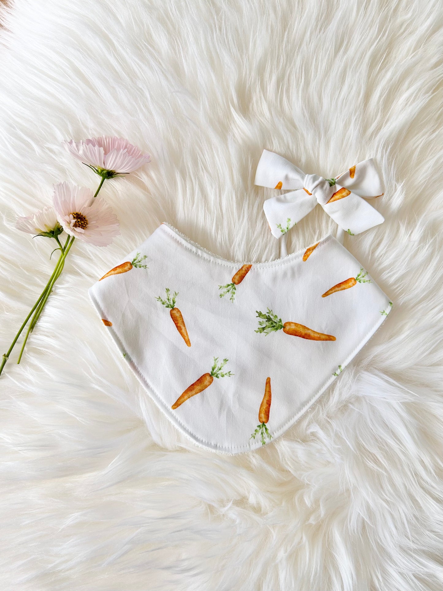 Gender Neutral Carrot Bib - Cute Bandana Style for New Moms and Babies, Baby Shower Gift