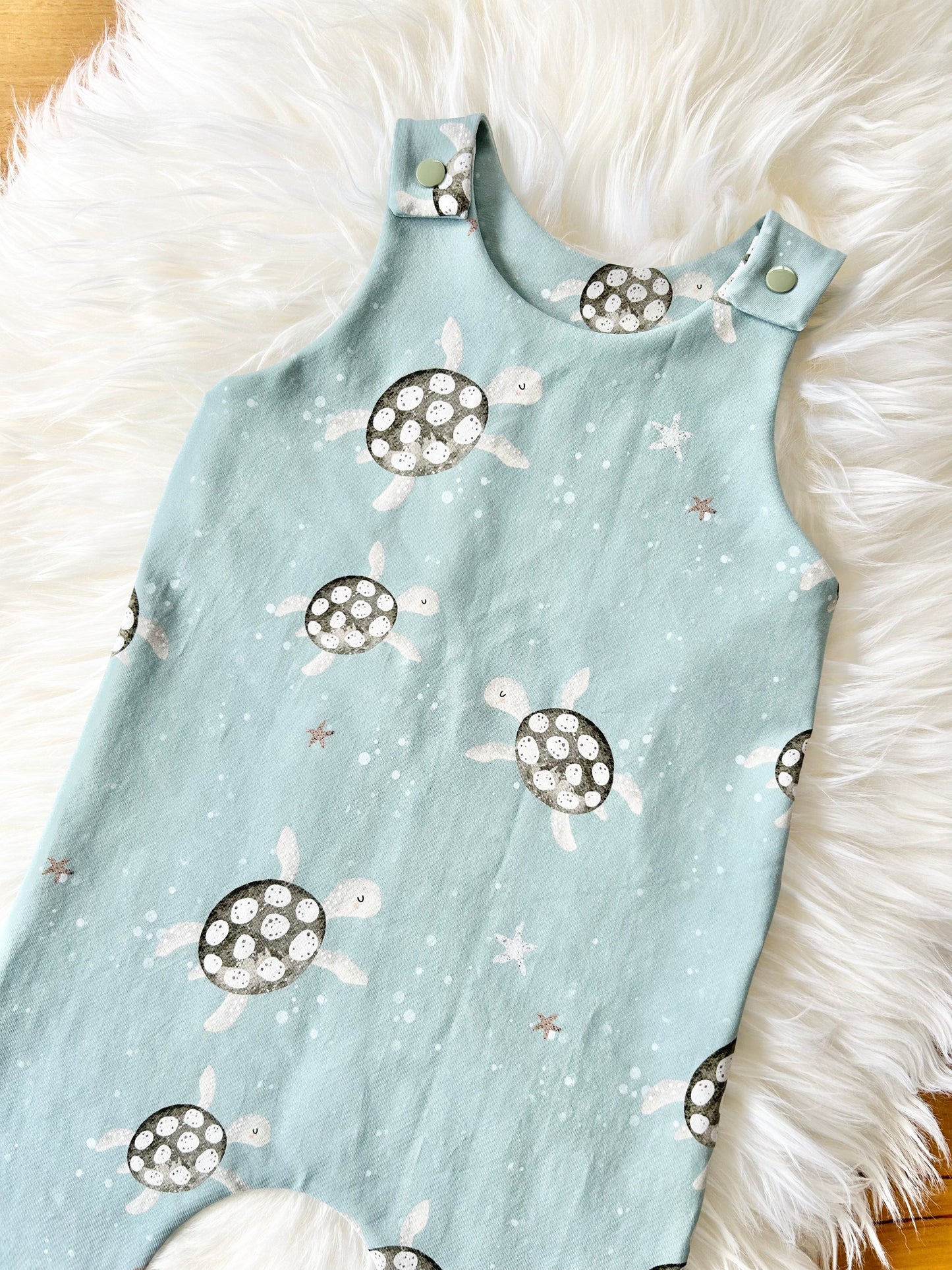 Harem romper: Turtle