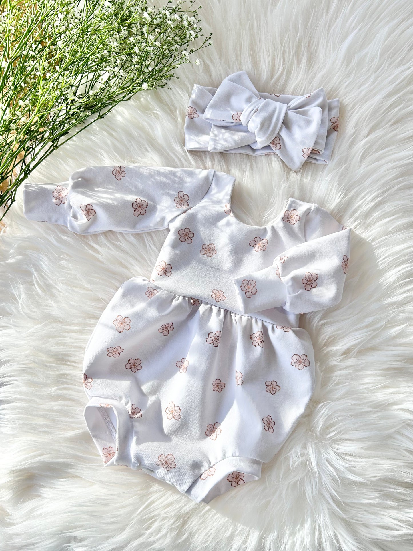 Brielle bubble romper-winter: Butterflowers