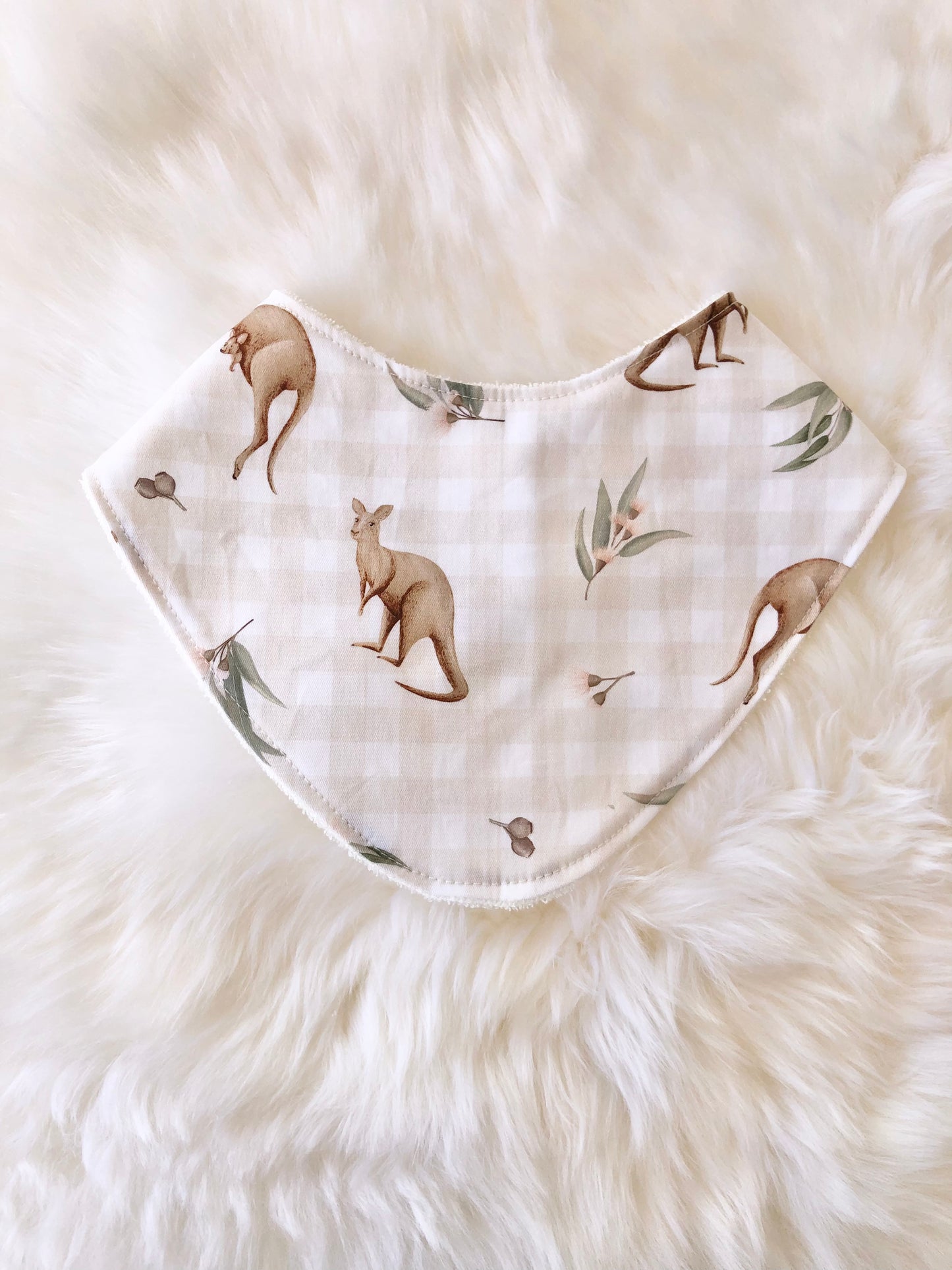 Gender Neutral Kangaroo Gingham Bib - Cute Bandana Style for New Moms and Babies, Baby Shower Gift