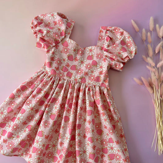 Willow dress: Strawberry & Daisy Size 1