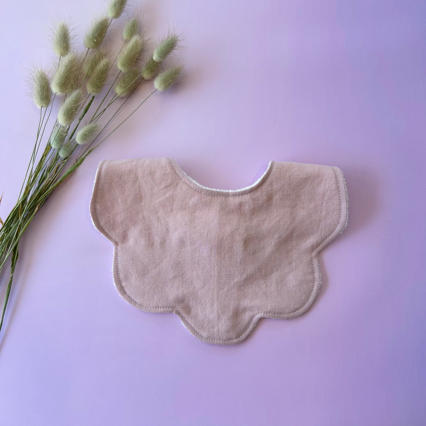 Adorable Baby Girl Bib, Cotton/Linen Scalloped Bib: Dusky Pink