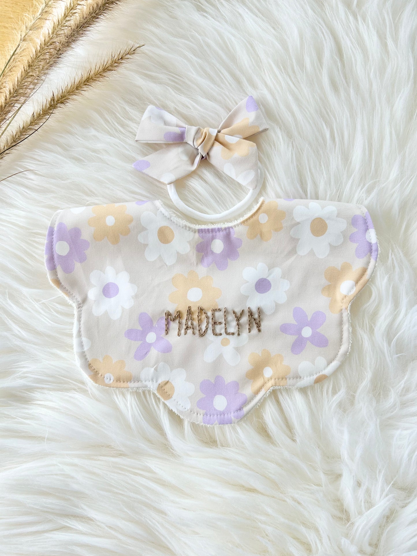 Adorable Personalised Baby Bib: Riley Scalloped Bib