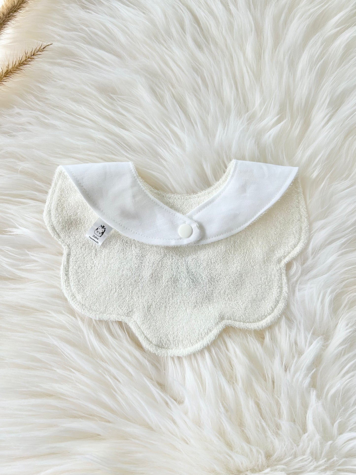 Adorable Personalised Baby Bib: White Cotton/Linen Scalloped Bib