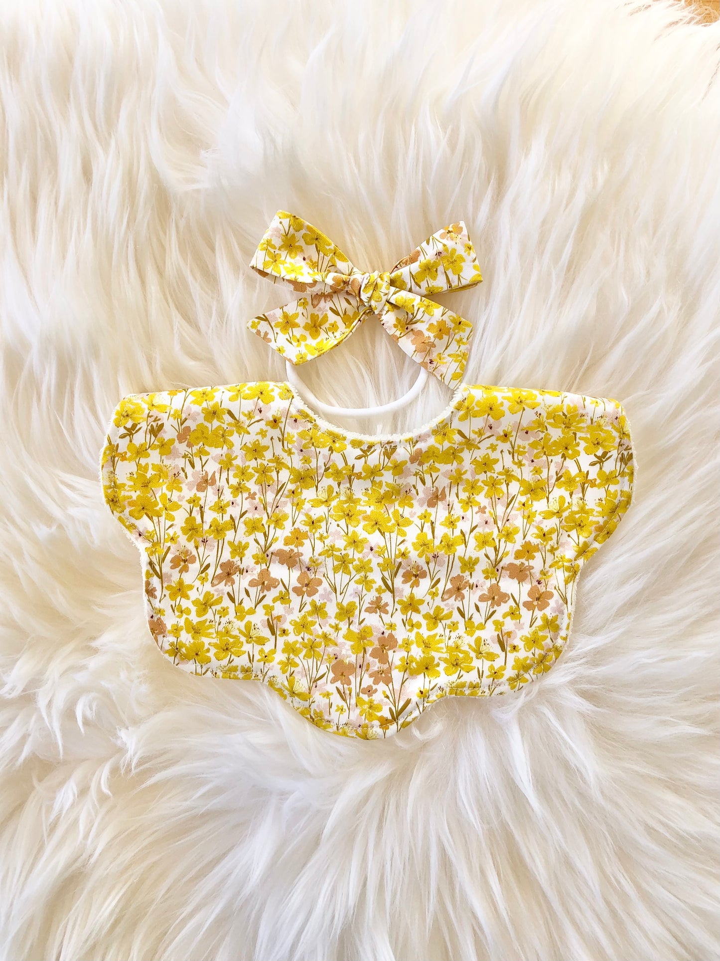 Adorable Baby Girl Bib, Scalloped Style Bib: Yellow Floral