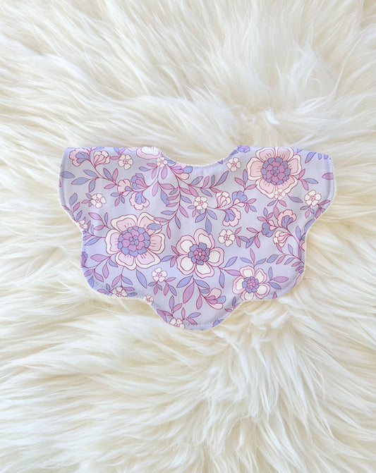 Adorable Baby Girl Bib, Scalloped Style Bib: Pretty Purple